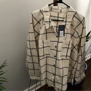 Universal Threads - Oversized Women’s light weight top